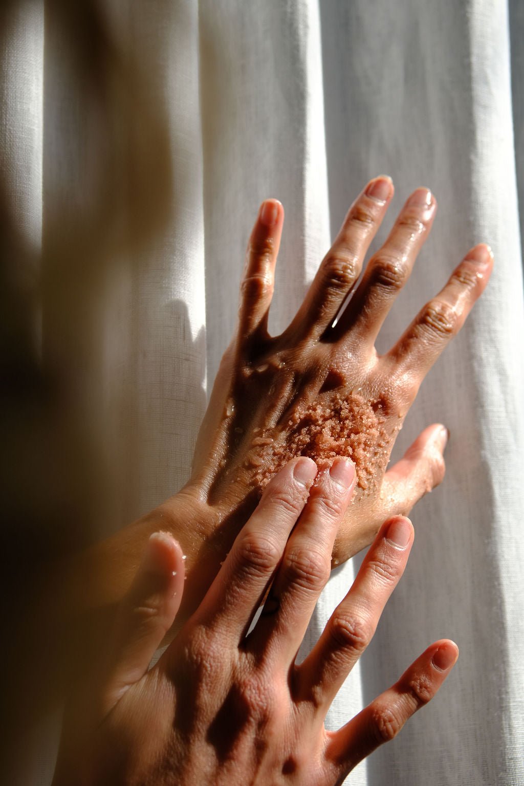 Best body scrub. Exfoliator for body